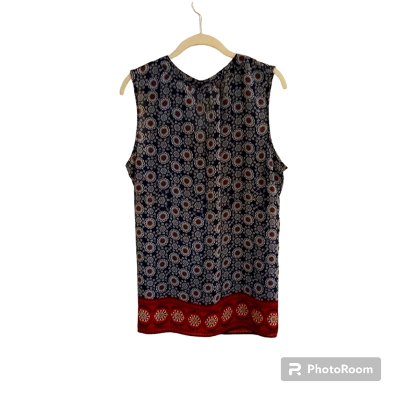 Roz & Ali Women's Navy Medallion Print Sleeveless With Red Border Size 1X - Picture 2 of 8